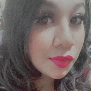 Meet your Posher, Marcela